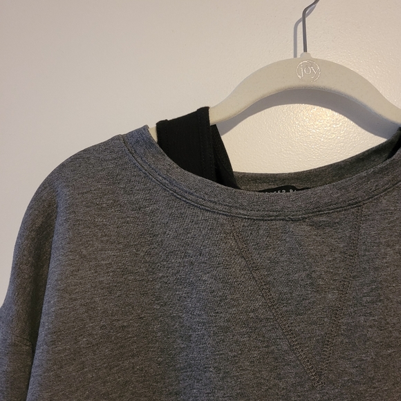 WALTER BAKER Grey Cropped Sweatshirt (open back with ties/great for layering) - Picture 4 of 11